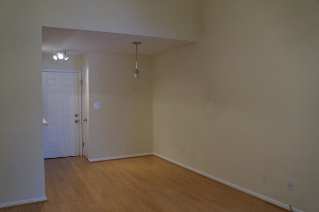 Foto del edificio - BEACH BOROUGH