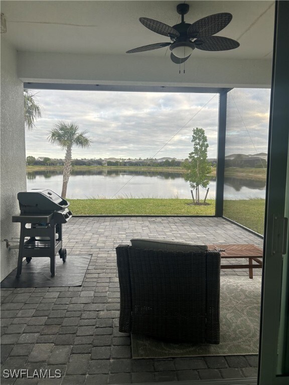 Foto del edificio - 9195 Cayman Dr