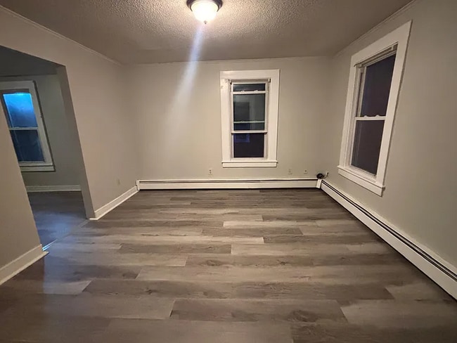 Building Photo - Bright & Updated 2-Bedroom in Prime Watertown