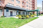 Foto principal - 84-20-84153 153rd Ave
