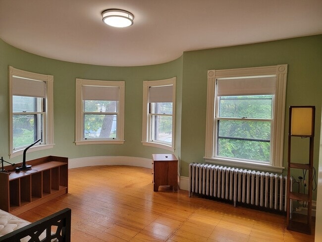 Building Photo - 50 Marshall St