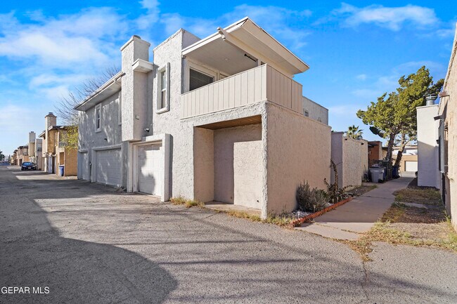 Foto del edificio - 10628 Springwood Dr