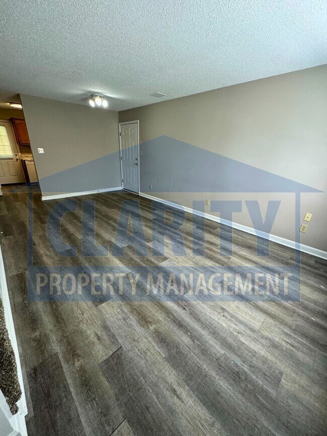 Foto del edificio - 1293-1295 Robin Hood Drive NW