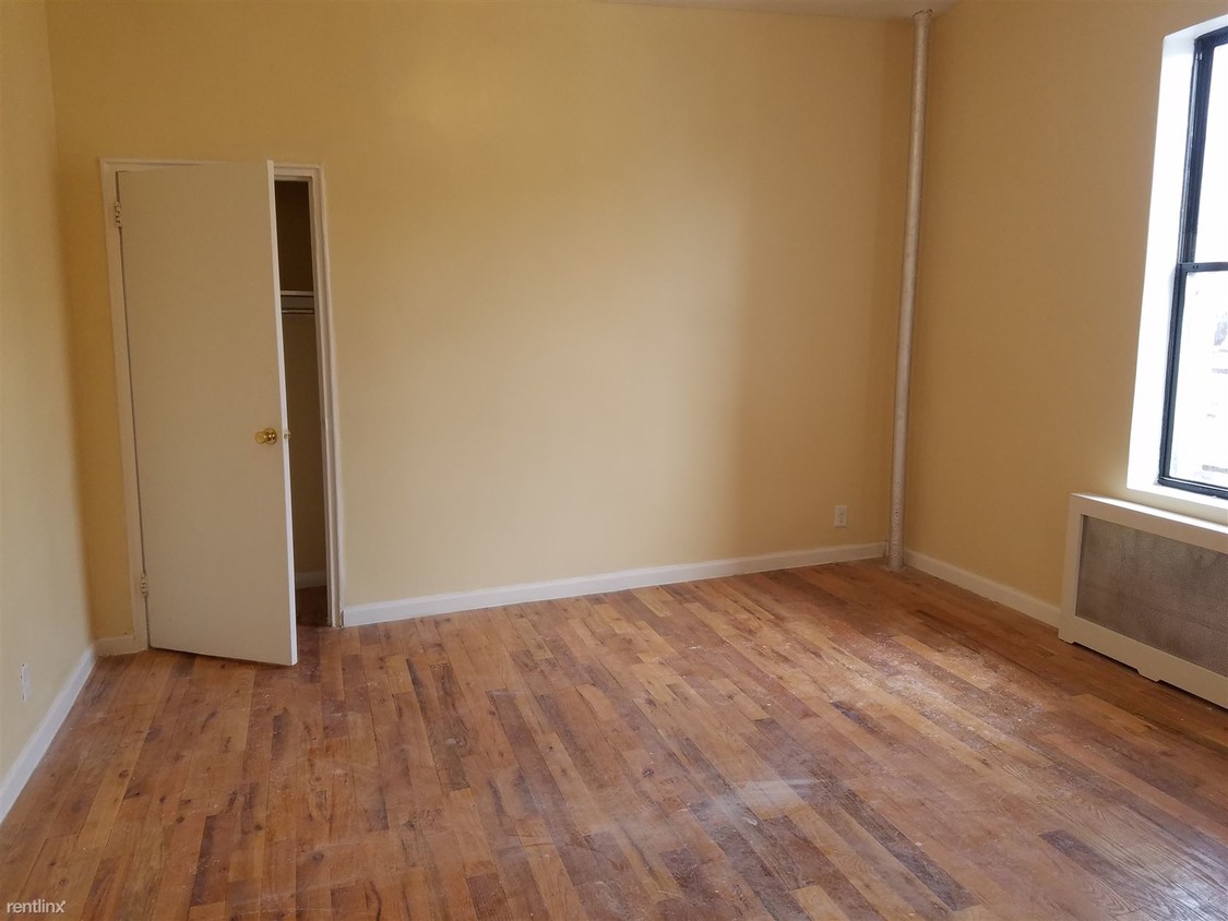 Primary Photo - 3605 Broadway