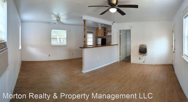 Building Photo - 1 br, 1 bath House - 801 Mercedes Dr.