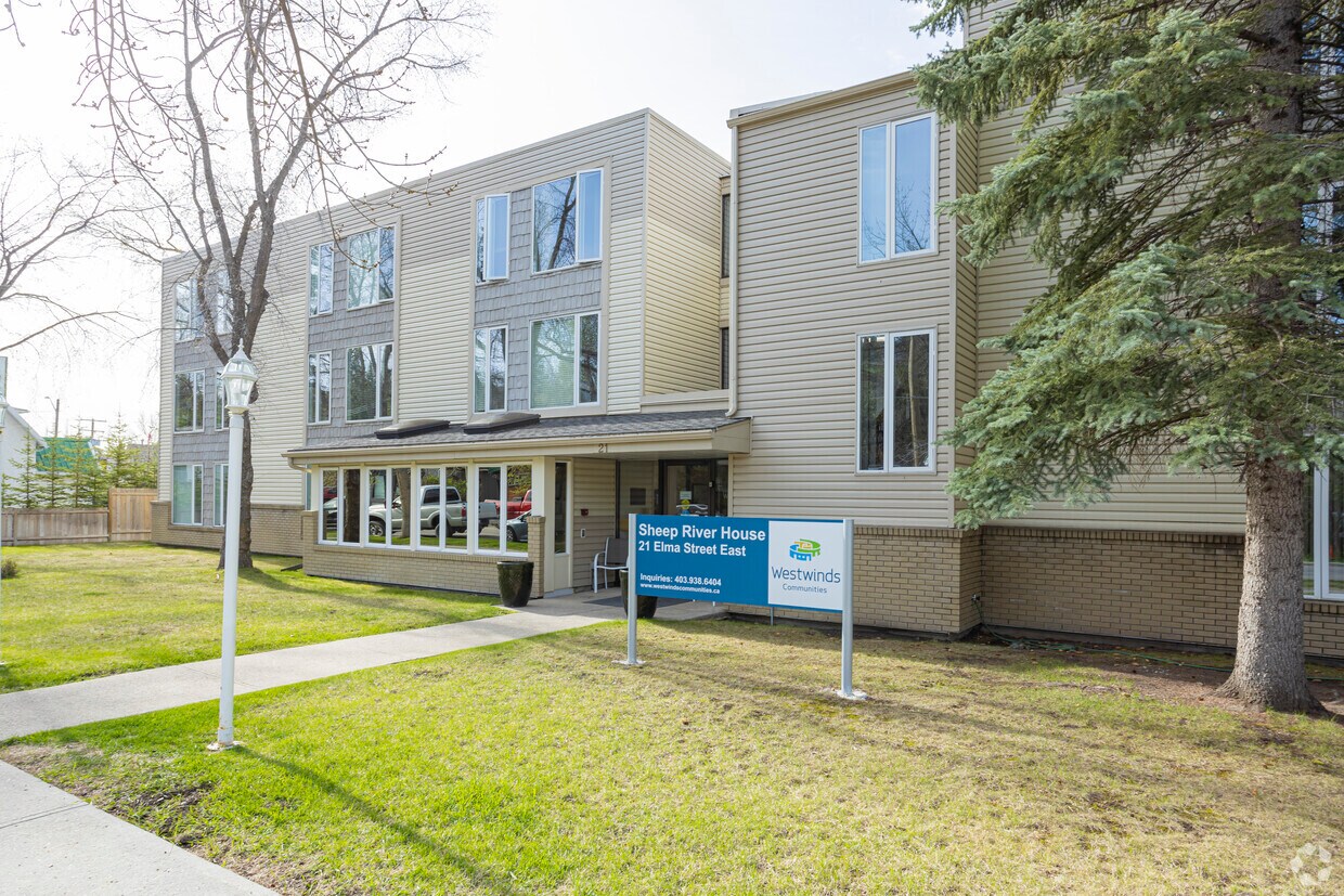 Photo du bâtiment - Sheep River House