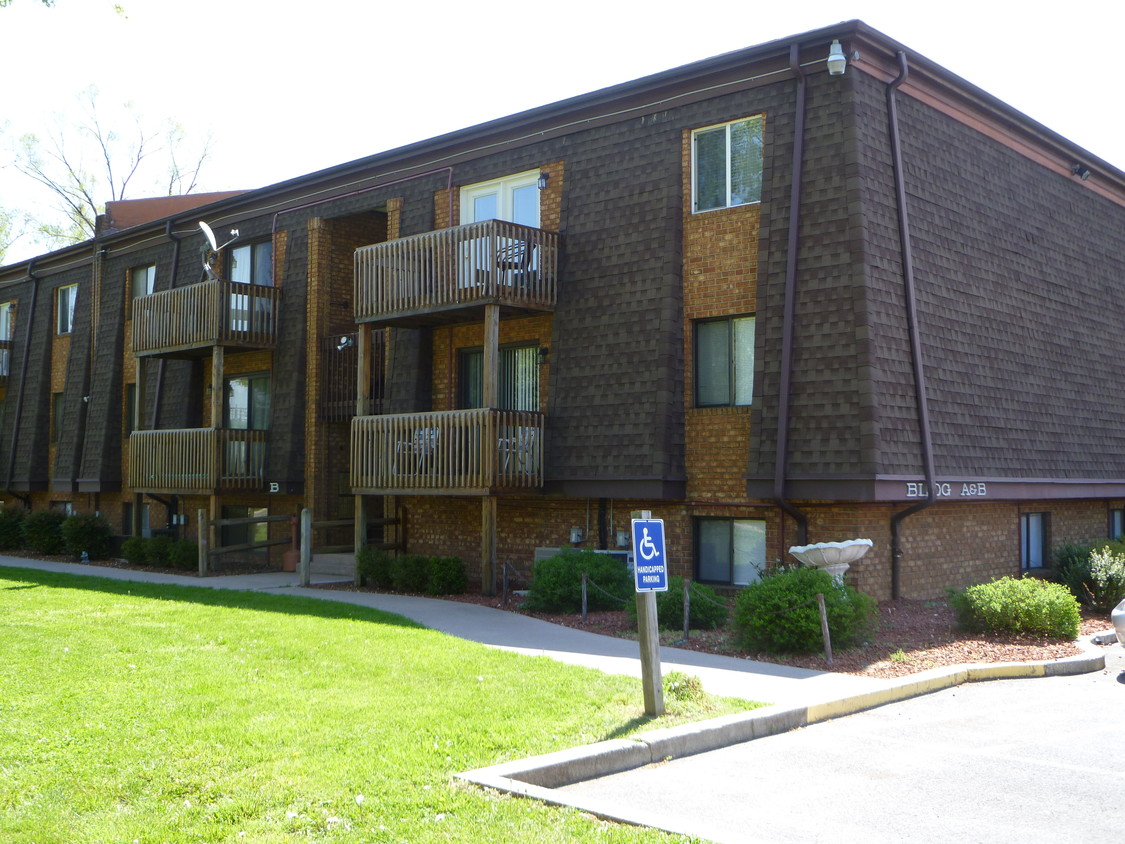 Edificio B - 2840 Colonial Ave SW