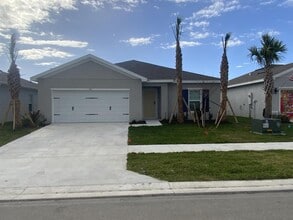 Building Photo - 461 Cherimoya St