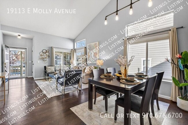 Foto del edificio - 19113 E Molly Ave