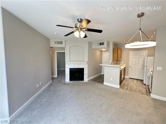 Building Photo - 7143 S Durango Dr