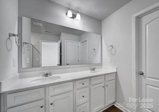 Building Photo - 206 Audra Faye Ln