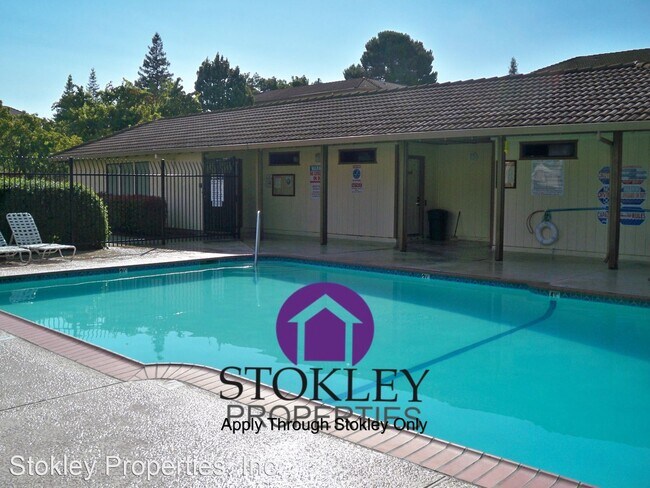 Building Photo - 5055 Valley Crest Dr