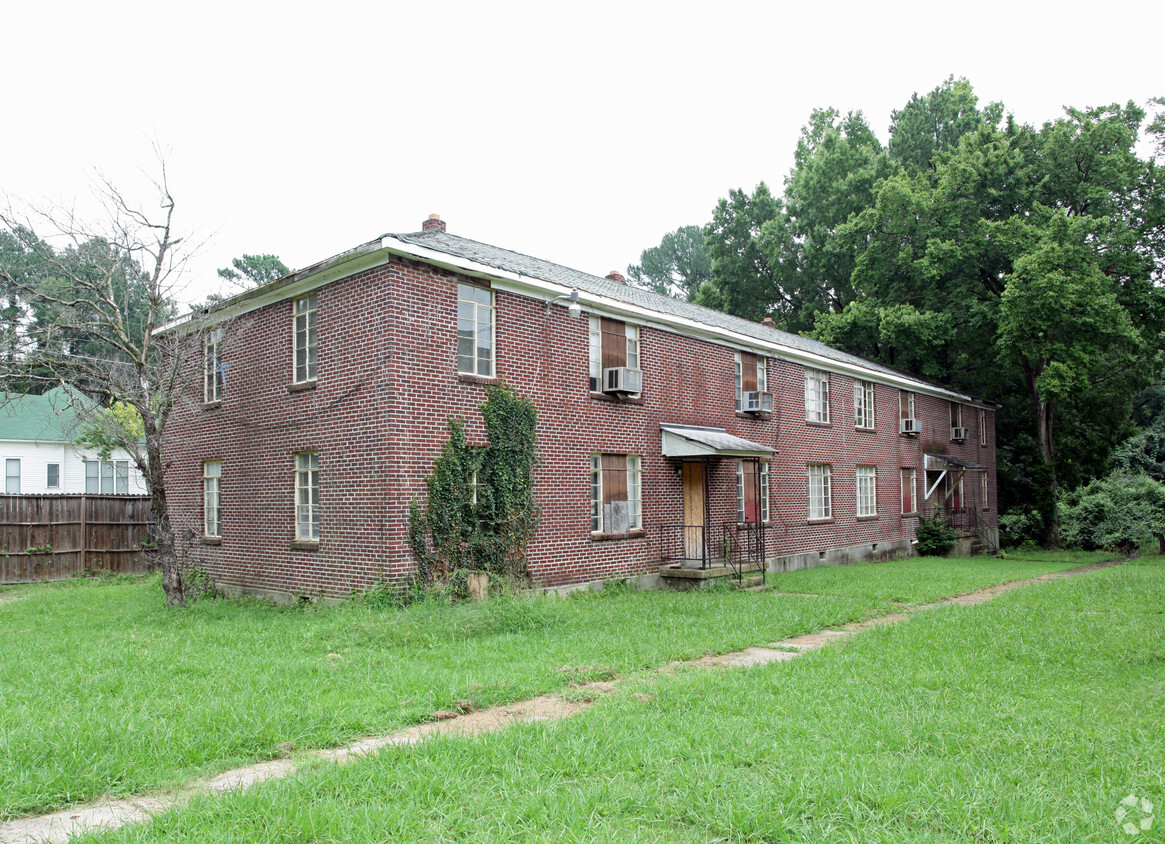 Building Photo - 1304 E Broadway Ave