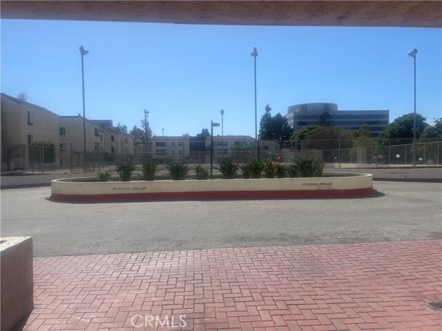 Foto del edificio - 600 W 3rd St