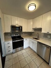Building Photo - 1460 Elmira St