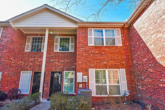 Foto del edificio - 13646 Garden Grove Ct