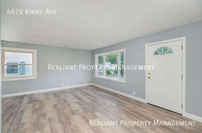 Building Photo - 4676 Kirby Ave