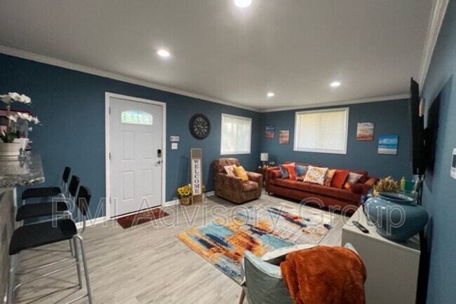 Foto del edificio - 2117 SW Moundview Dr