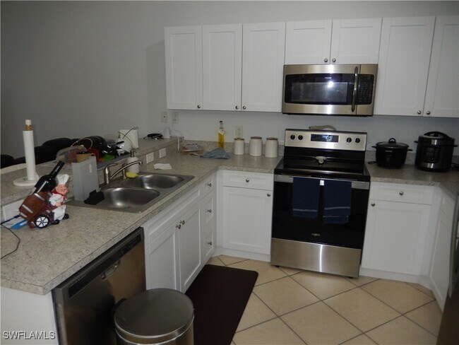 Foto del edificio - 3824 SE 11th Ave