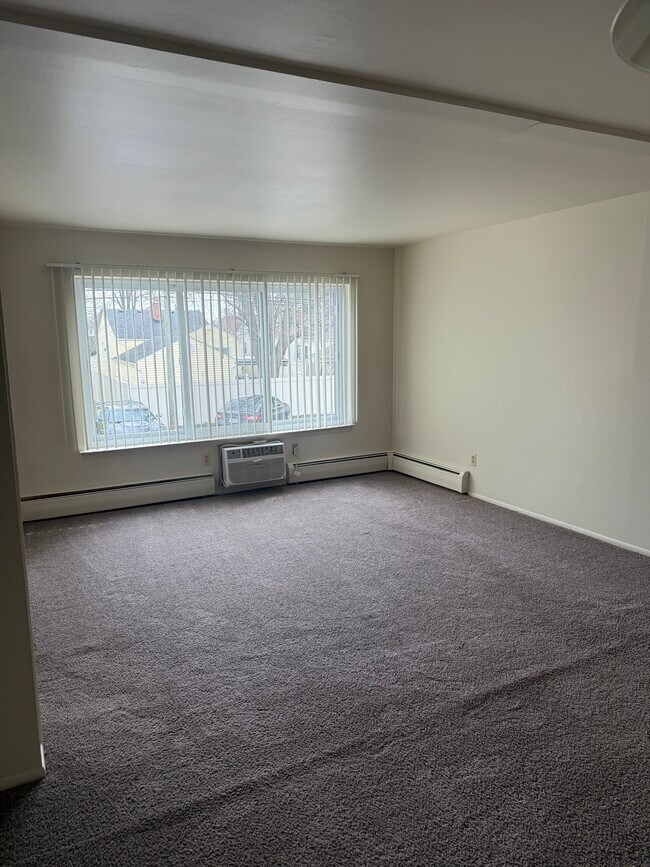 Foto del edificio - No Availabilties