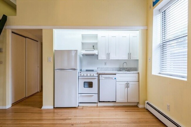 Foto del edificio - 336 Mountain Rd