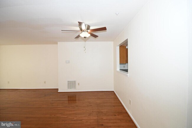Building Photo - 14058 Jump Dr