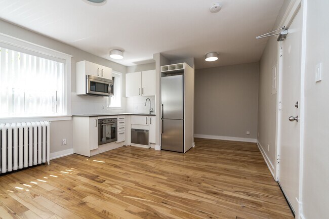 Photo du bâtiment - 54 Maitland St