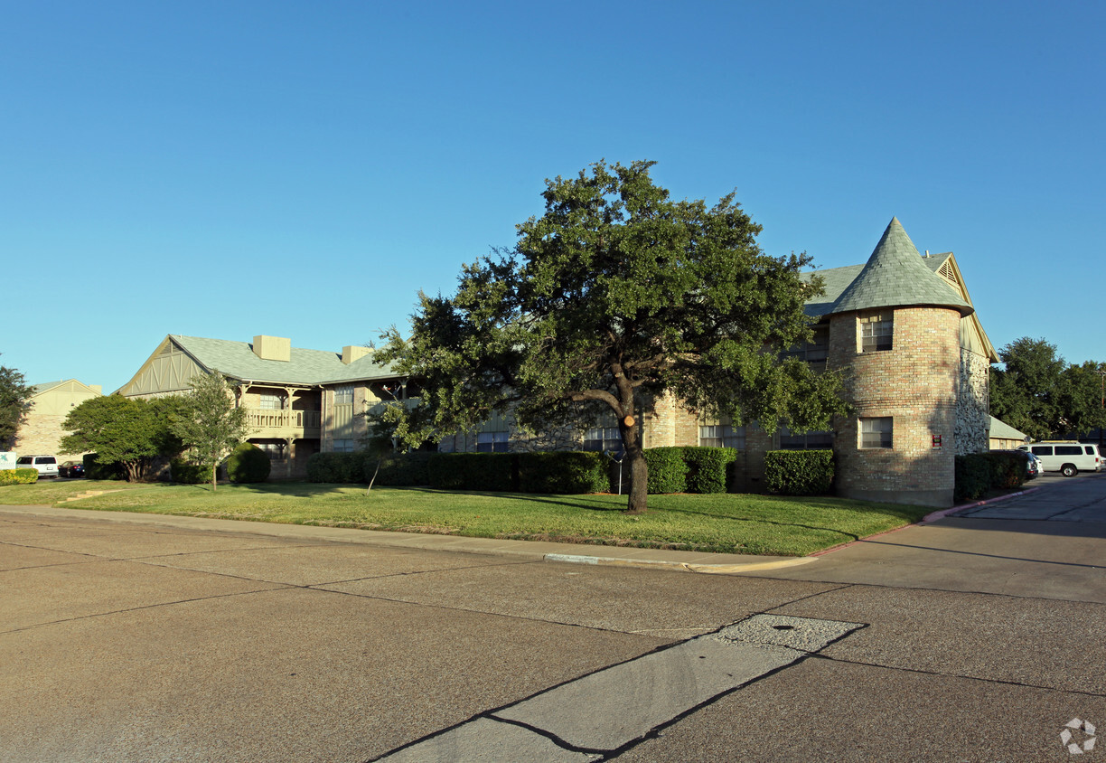 Camelot Apartments Richardson Tx