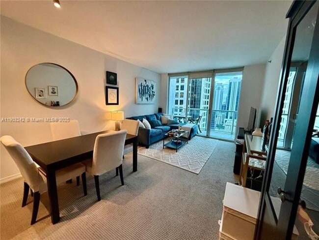 Foto del edificio - 55 SE 6th St