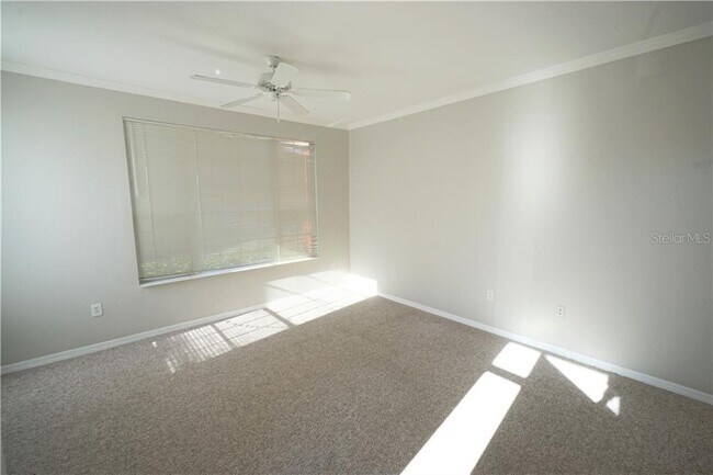 Foto del edificio - 9574 Lake Chase Island Way