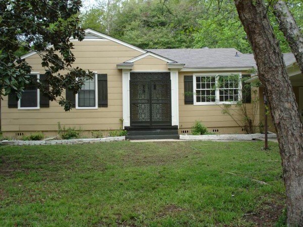 Primary Photo - 4805 Maplewood Dr