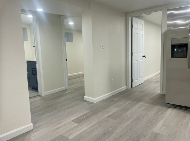 Building Photo - 846 42nd St