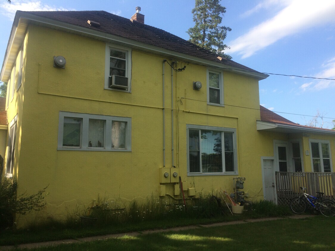 Primary Photo - 510 7th Ave N