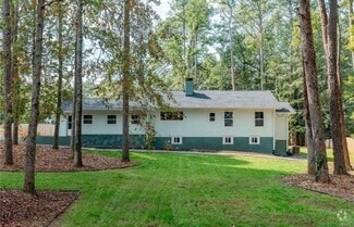 Building Photo - 3345 Flowers Dr
