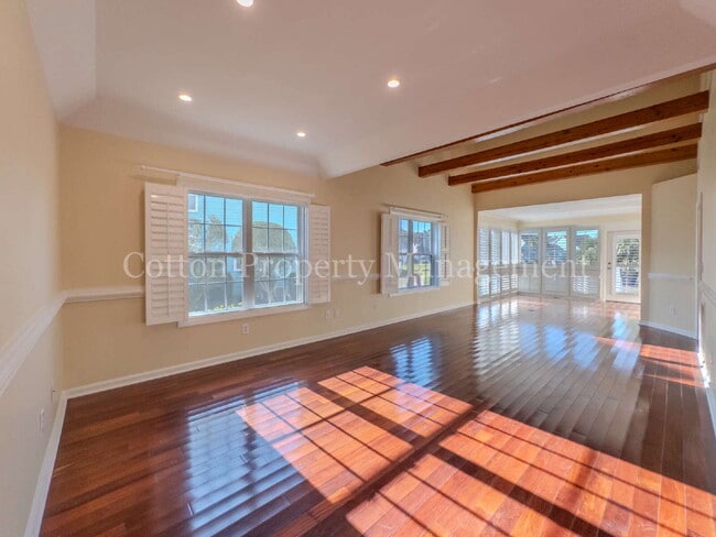 Building Photo - 609 Sloop Pointe Ln