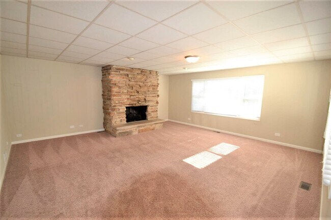 Building Photo - 439 Saint Marys Pkwy