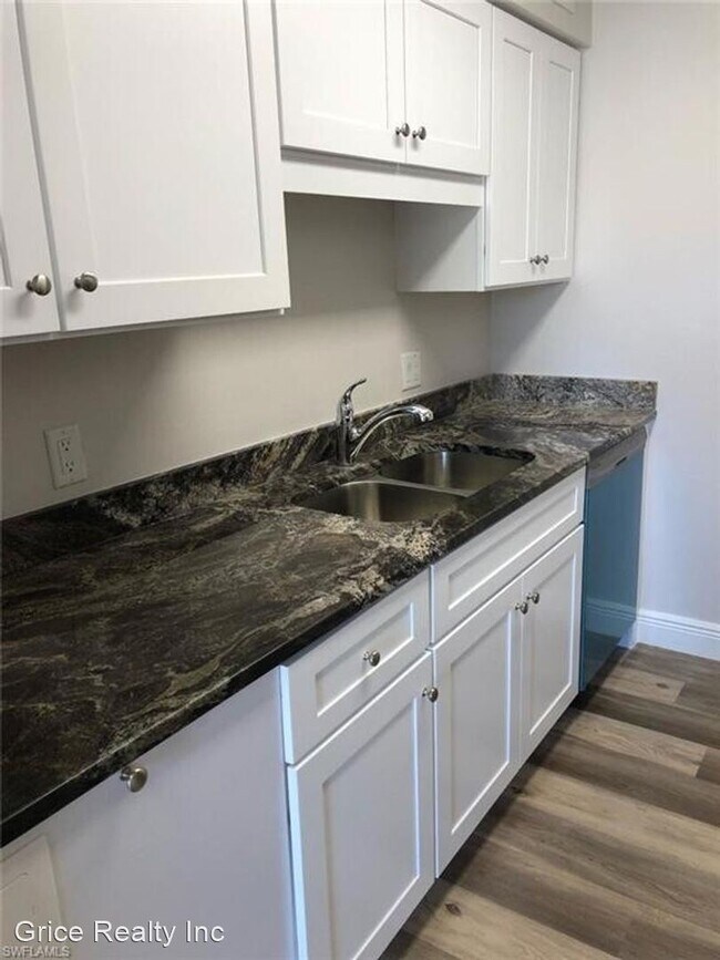 Foto del edificio - 1 br, 1 bath House - 5325 Summerlin Rd. #2513