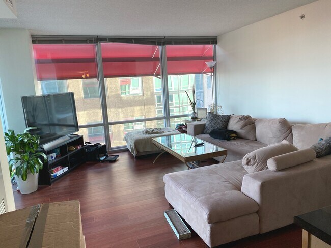 Foto del edificio - 800 Elgin Rd