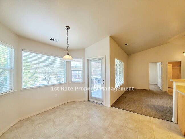 Foto del edificio - 4977 W Intrepid Ln