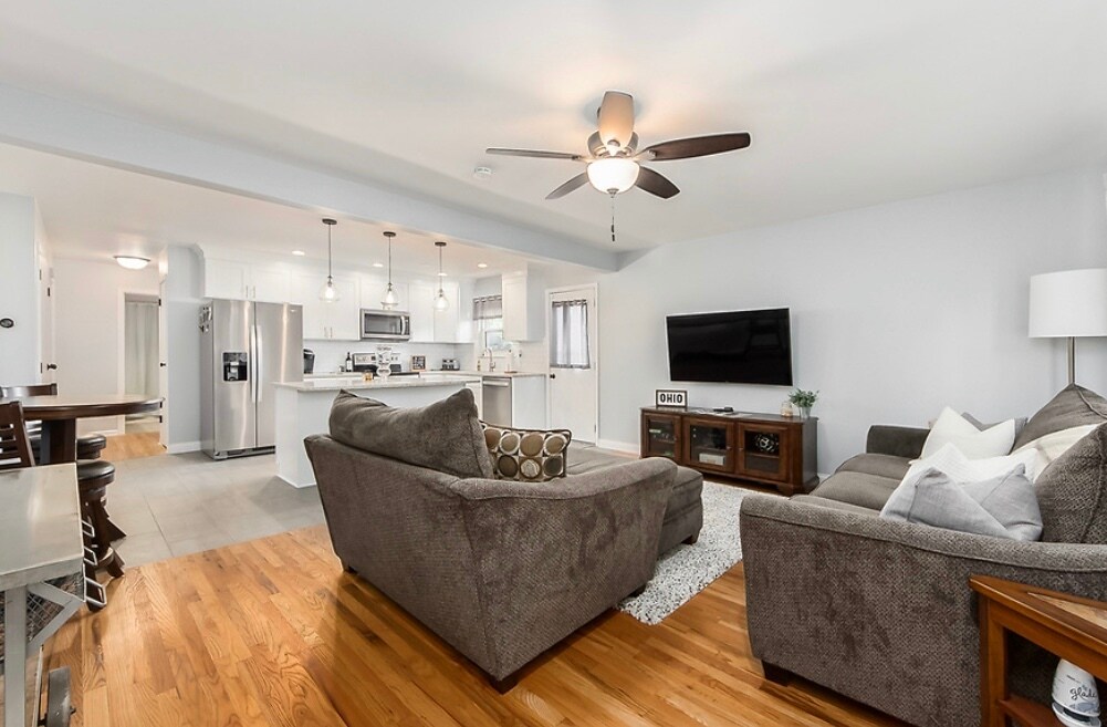 1314 Cambrian Ct, Columbus, OH 43220 Condo for Rent in Columbus, OH