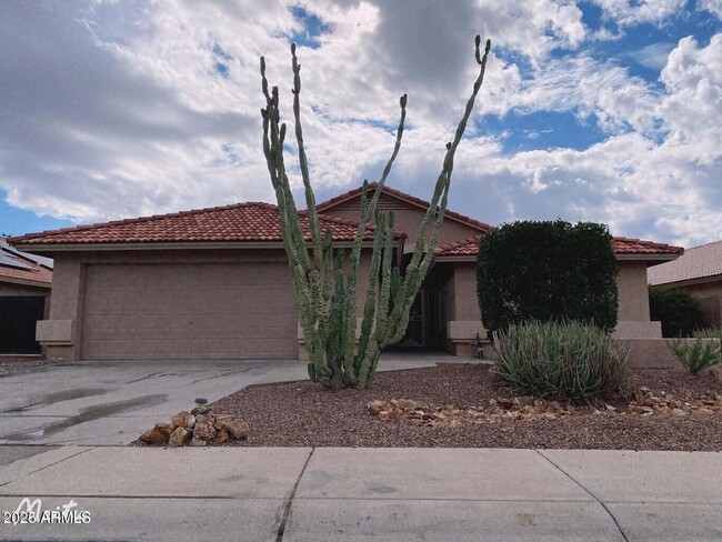 Building Photo - 8751 W Alex Ave