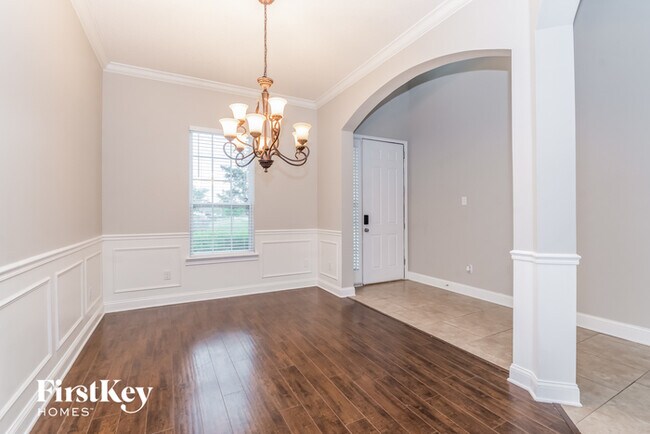 Foto del edificio - 3320 Village Oaks Ln