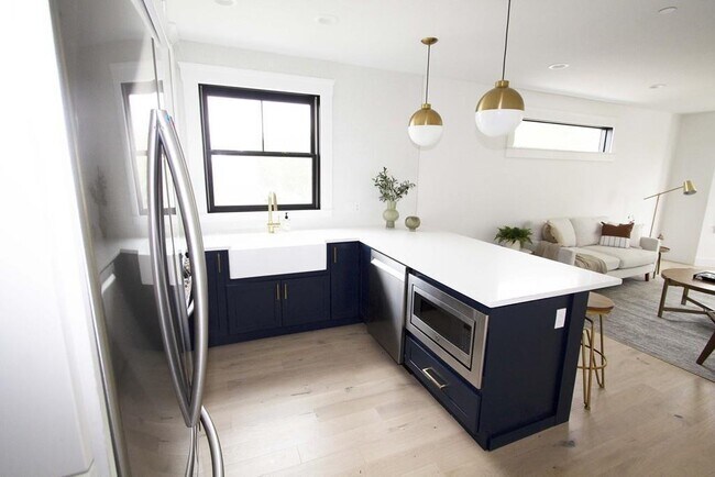 Foto del edificio - 331 Chelsea St