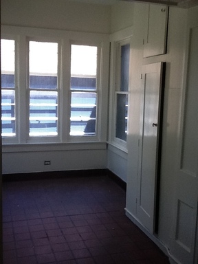 Building Photo - 408 W Ormsby Ave