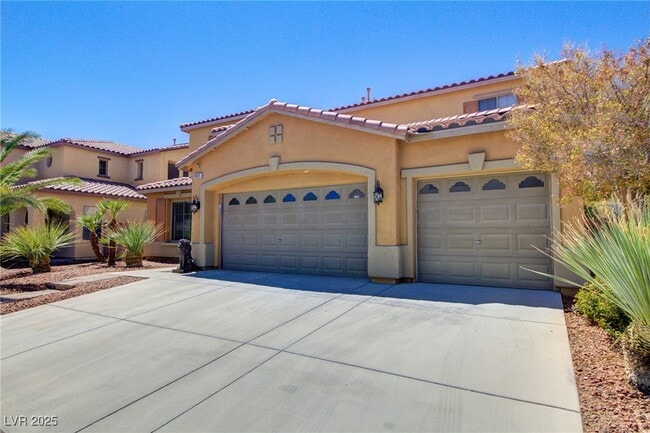 Building Photo - 8925 Monte Oro Dr