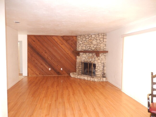 Building Photo - 2338 Eastgate Way