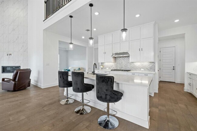 Building Photo - 172 Shady Hl Lp