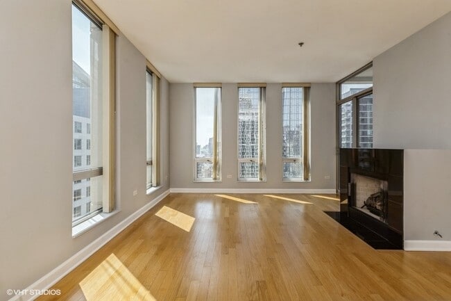 Foto del edificio - 1250 S Michigan Ave