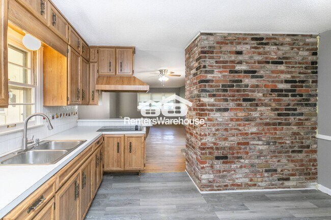 Foto del edificio - 7312 Cedar Ave