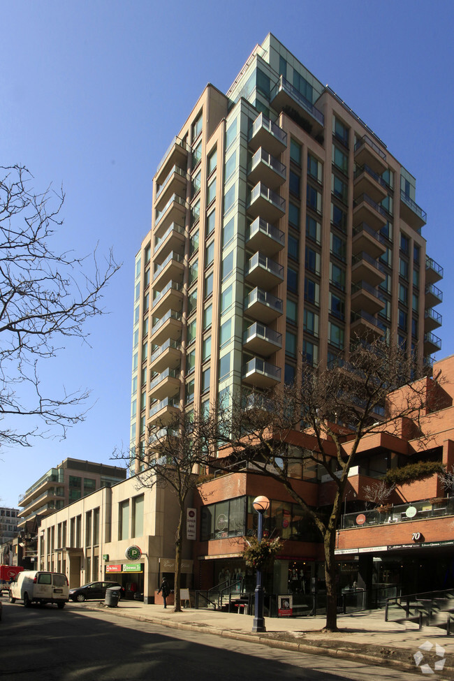 Building Photo - 100 Yorkville at Bellair